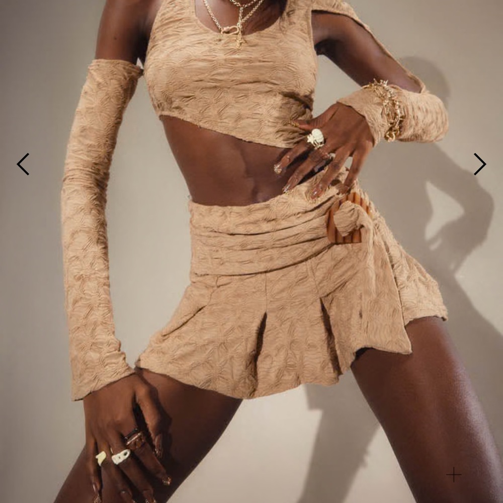 JADED LONDON DESERT ME TOP